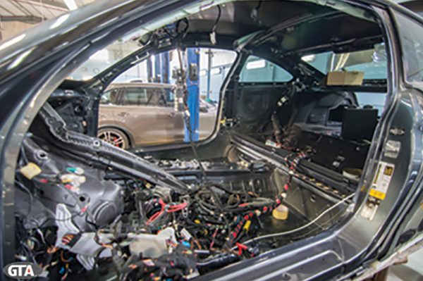 Full wiring harness rebuild inside a stripped body shell